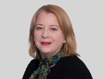 Julieta Ross headshot